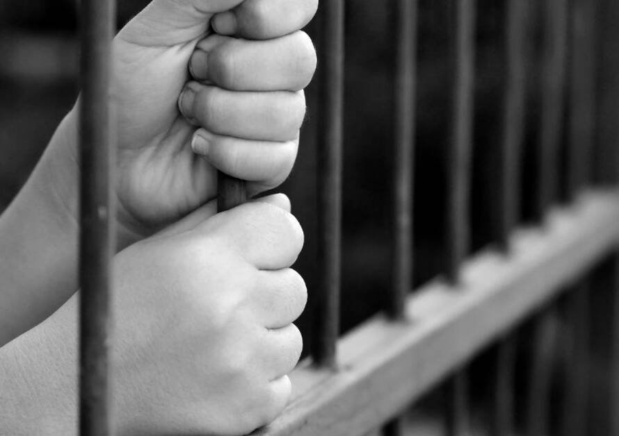 देश के अंदरूनी गद्दार