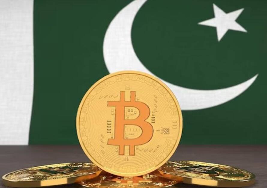 पाकिस्तान को फंड