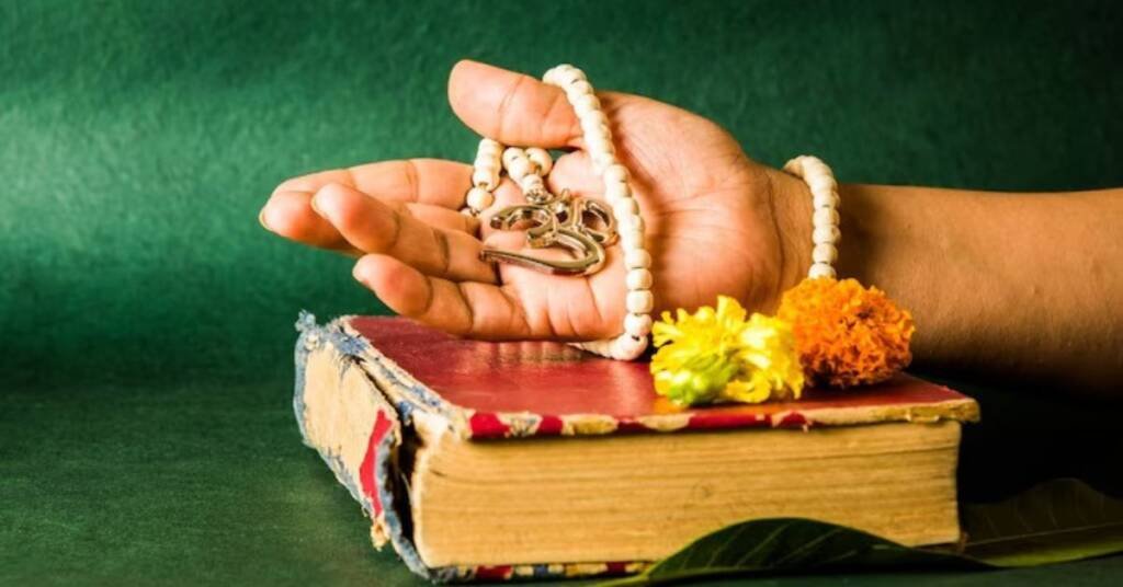 सनातन धर्म आध्यात्मिक पथ की ओर