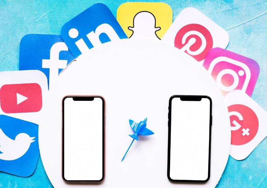 Social Media and Biased Media