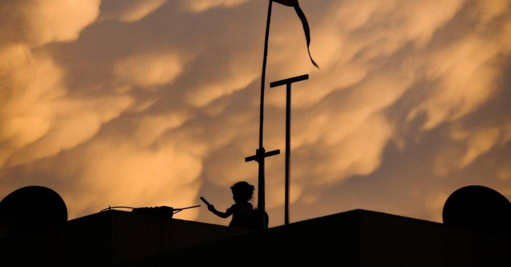 भारत से गद्दारी भूले शहीद, झूठा इतिहास