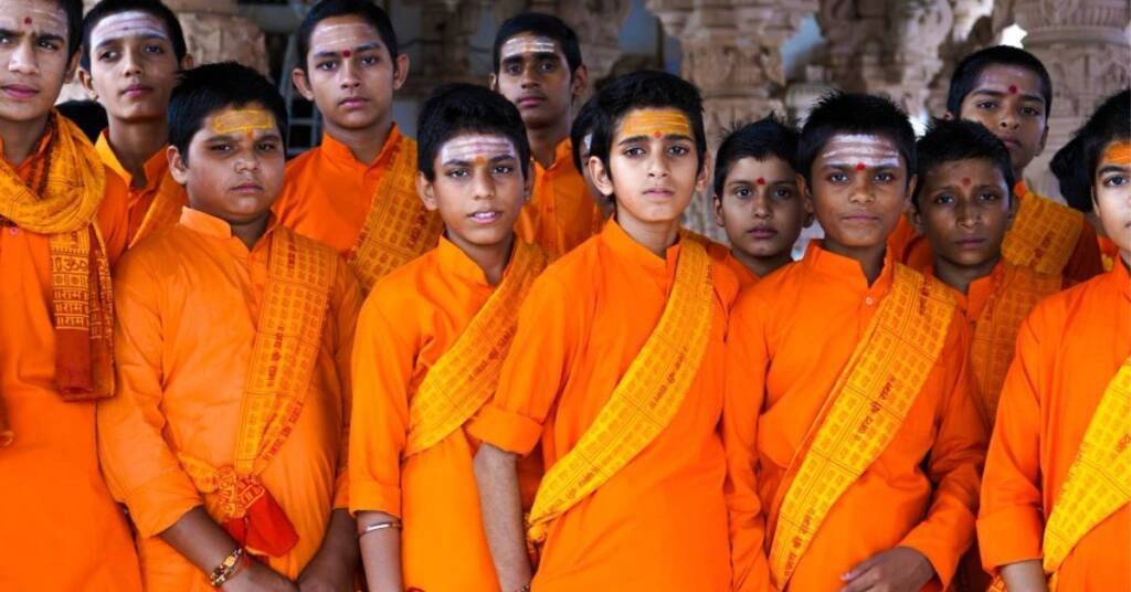हिंदू समाज ने अत्याचार सहने की ही कसम खा ली