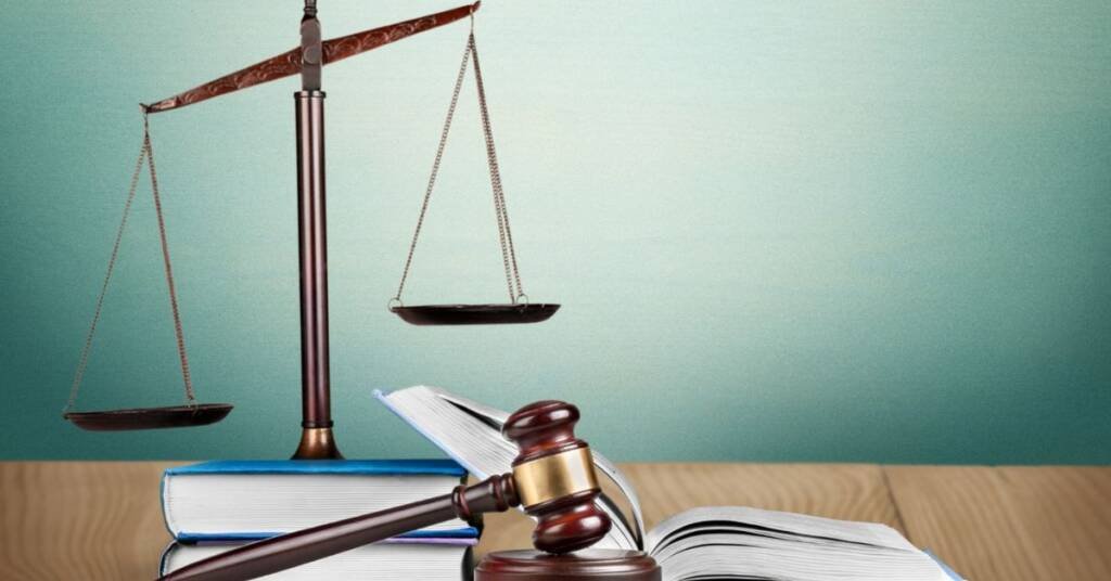 न्यायपालिका का निर्णायक