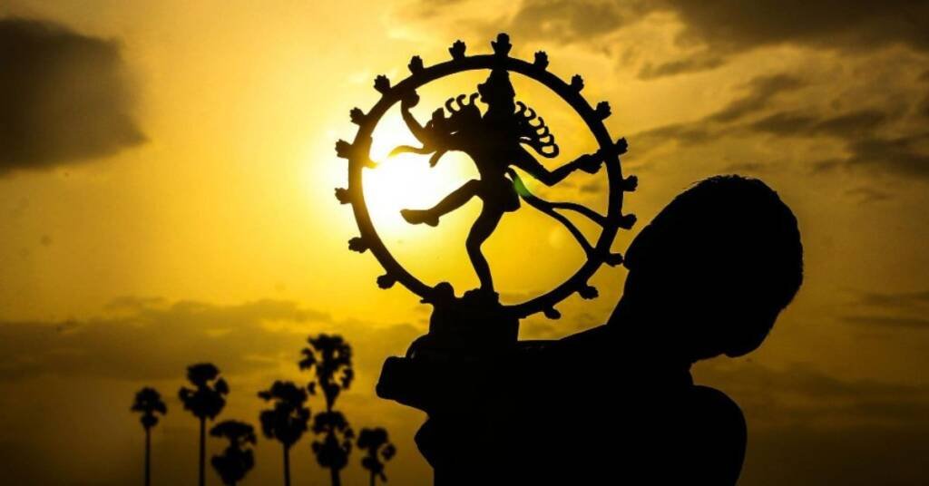 इतिहास, पहचान और भूली हुई जड़ें